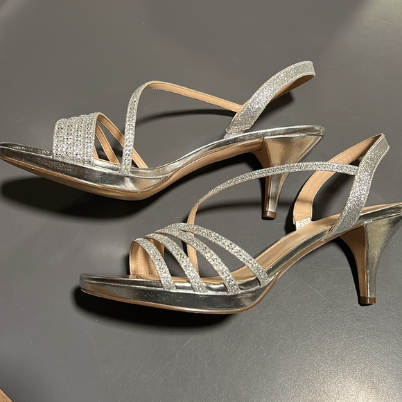 Woman’s size 11 glamour heels. Worn once. Very comfortable. - Picture 2 of 5